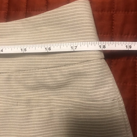 Limited Express Shorts - Picture 8 of 8